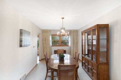 Tiny photo for 147 Lance Drive, Des Plaines, IL 60016 (MLS # 12487208)
