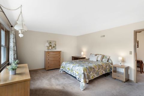 Tiny photo for 147 Lance Drive, Des Plaines, IL 60016 (MLS # 12487208)