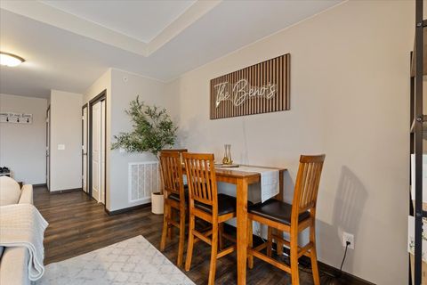 Tiny photo for 340 E Franklin Street #202, Eldridge, IA 52748 (MLS # 12598935)