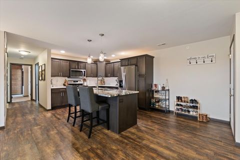 Tiny photo for 340 E Franklin Street #202, Eldridge, IA 52748 (MLS # 12598935)