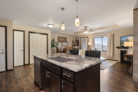 Tiny photo for 340 E Franklin Street #202, Eldridge, IA 52748 (MLS # 12598935)