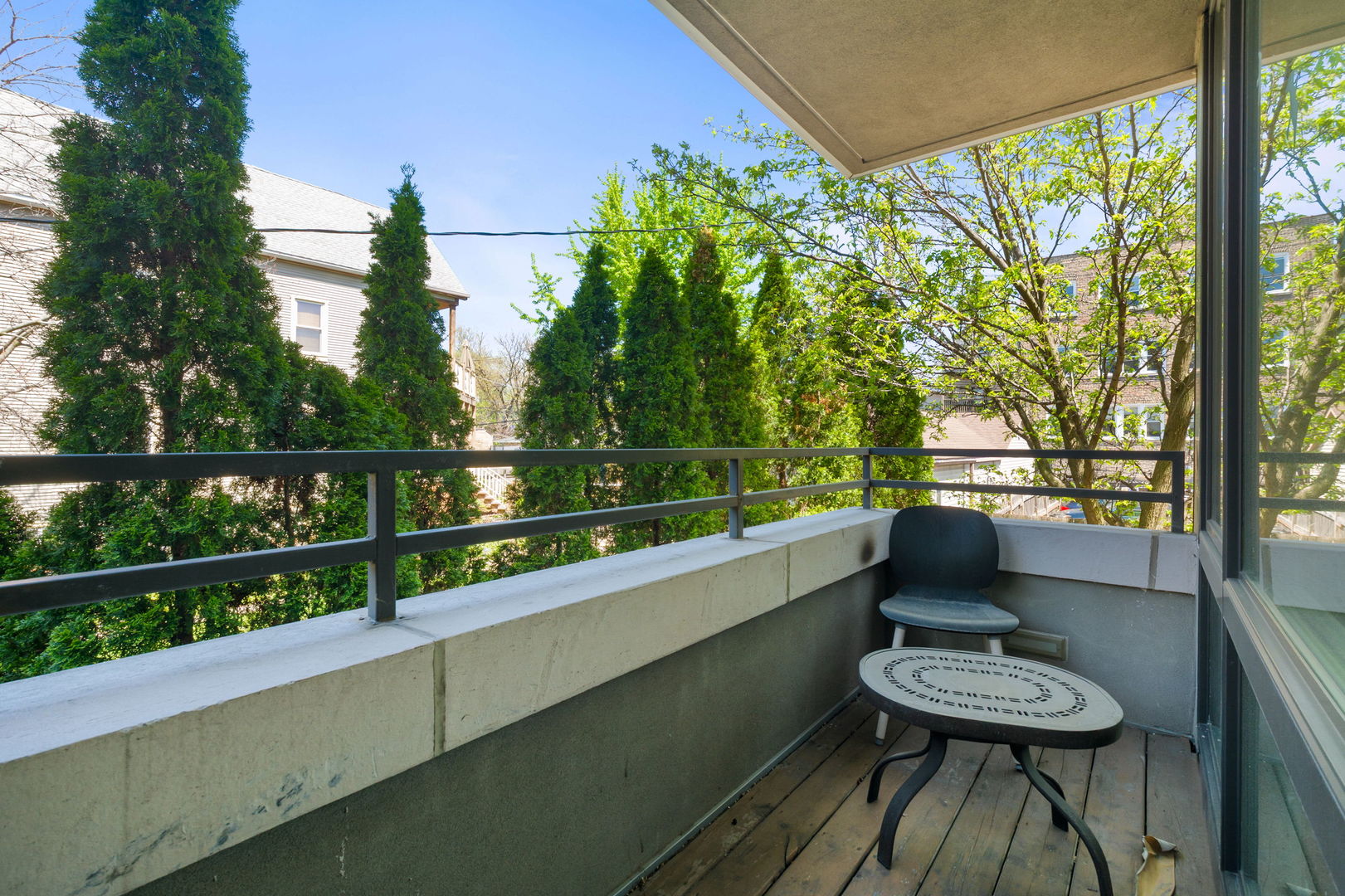 2065 N Kedzie Avenue 104