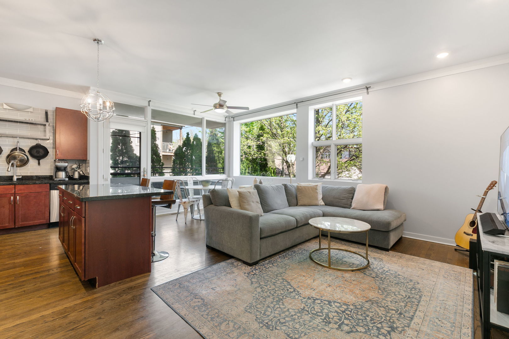 2065 N Kedzie Avenue 104