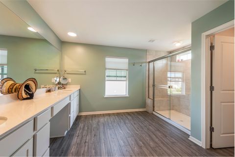 Tiny photo for 387 South Pointe Avenue, South Elgin, IL 60177 (MLS # 12453889)