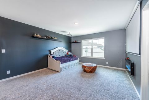 Tiny photo for 387 South Pointe Avenue, South Elgin, IL 60177 (MLS # 12453889)