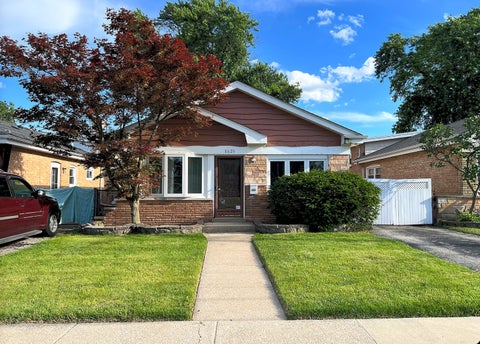 Photo of 8625 43rd Street, Lyons, IL 60534 (MLS # 12679088)