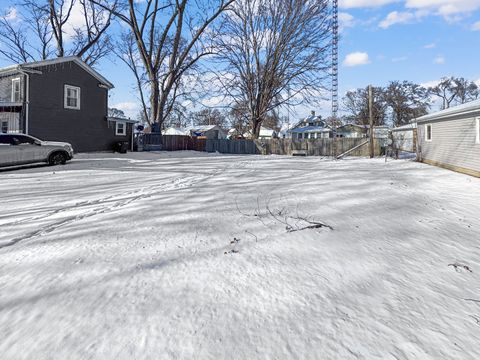 Tiny photo for 812 E Benton Street, Morris, IL 60450 (MLS # 12555995)