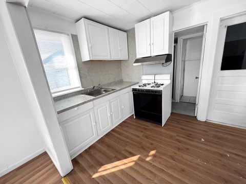 Tiny photo for 812 E Benton Street, Morris, IL 60450 (MLS # 12555995)