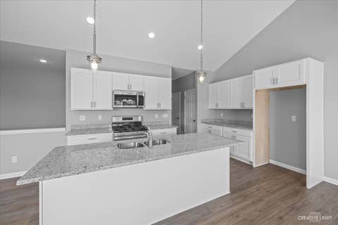 Tiny photo for 512 Quinlan Avenue, DeKalb, IL 60115 (MLS # 12720397)