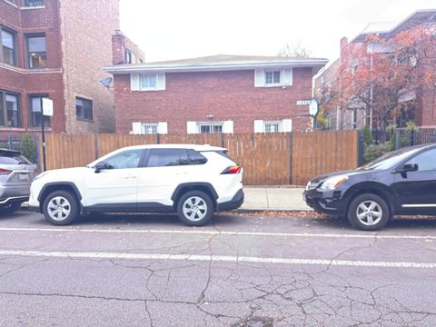 1634 W Morse Avenue C Chicago IL 60626