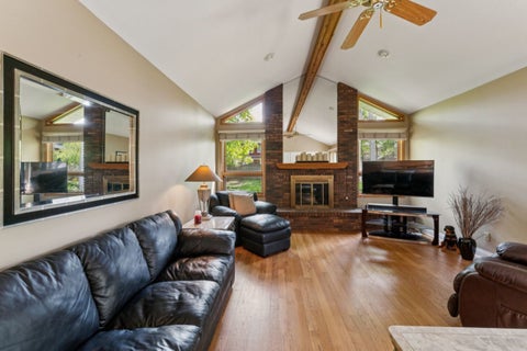 Tiny photo for 384 E Montrose Avenue, Wood Dale, IL 60191 (MLS # 12707627)