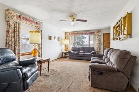 Tiny photo for 1617 N Hickory Street, Crest Hill, IL 60403 (MLS # 12565193)