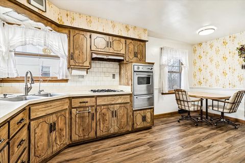 Tiny photo for 1617 N Hickory Street, Crest Hill, IL 60403 (MLS # 12565193)