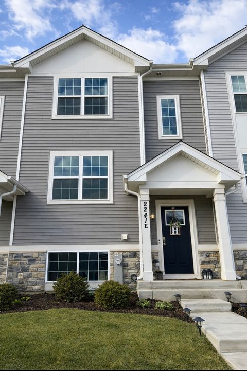 2241 Sassafras Way E Wonder Lake IL 60097