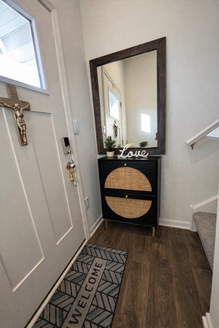 2241 Sassafras Way E