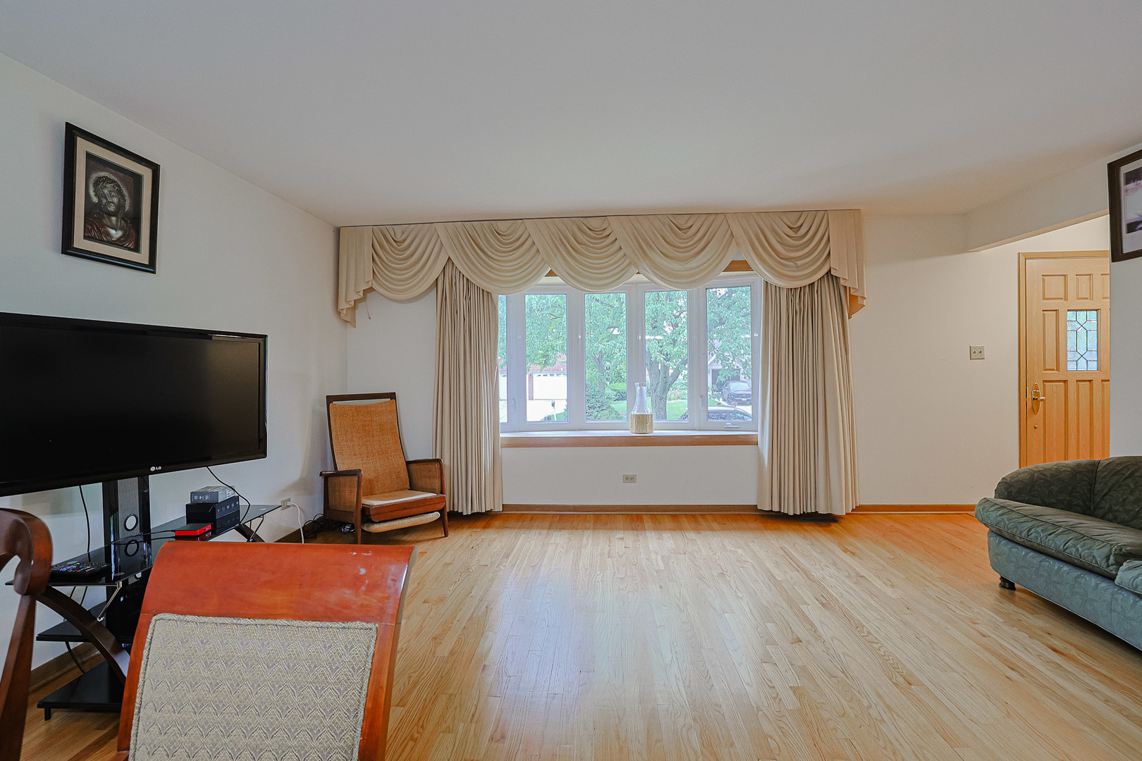541 WILLOW Road