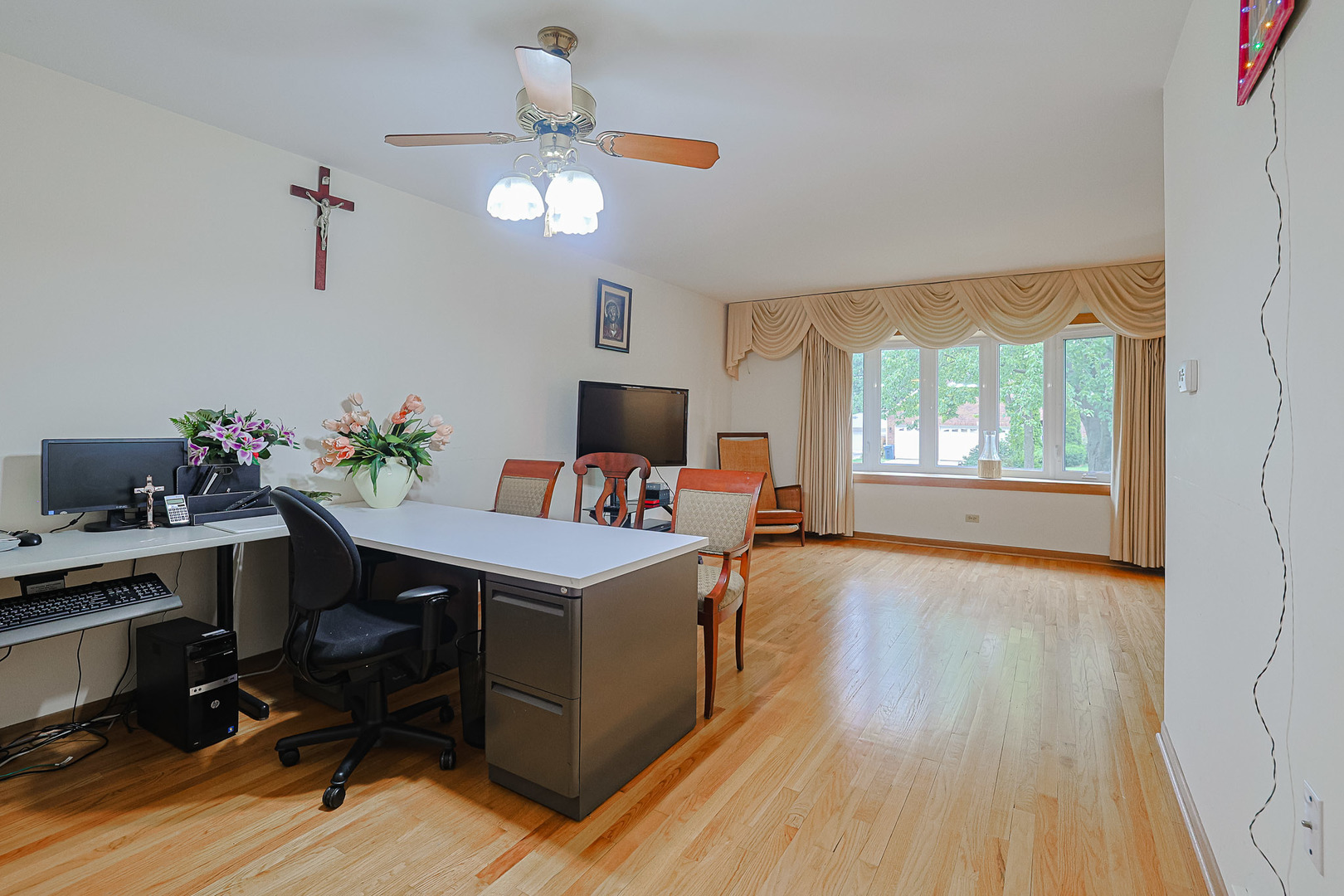541 WILLOW Road