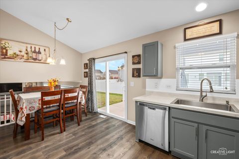 Tiny photo for 8008 Limestone Court, Joliet, IL 60431 (MLS # 12519915)