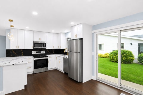 Tiny photo for 951 Chelsea Lane, Schaumburg, IL 60193 (MLS # 12692720)