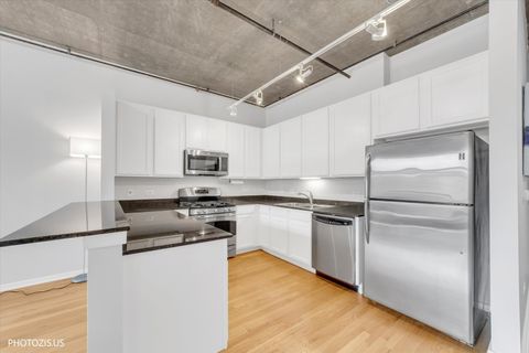 Tiny photo for 520 S State Street #712, Chicago, IL 60605 (MLS # 12642174)