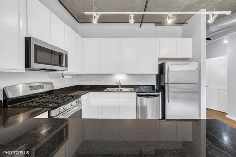 Tiny photo for 520 S State Street #712, Chicago, IL 60605 (MLS # 12642174)