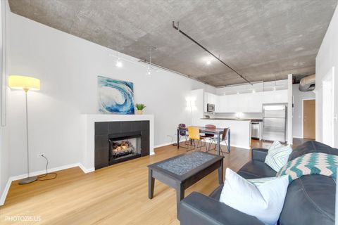 Tiny photo for 520 S State Street #712, Chicago, IL 60605 (MLS # 12642174)