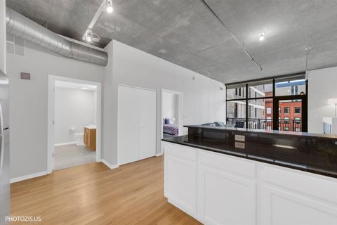 Tiny photo for 520 S State Street #712, Chicago, IL 60605 (MLS # 12642174)