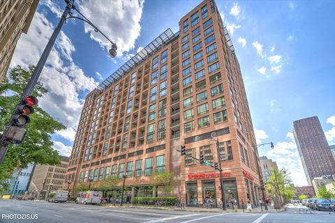 Tiny photo for 520 S State Street #712, Chicago, IL 60605 (MLS # 12642174)