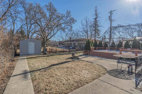 A home in Des Plaines