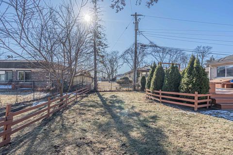 A home in Des Plaines