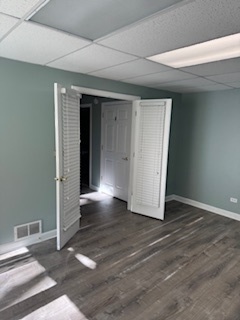 530 ROCKLAND Road 100-200