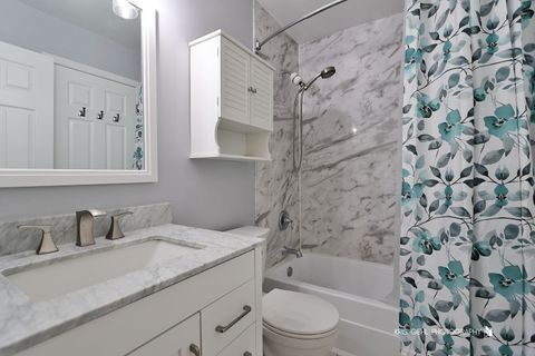 Tiny photo for 576 Windsor Drive #370, Fox Lake, IL 60020 (MLS # 12499571)