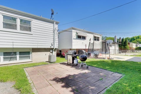 Tiny photo for 1326 S Dunton Avenue, Arlington Heights, IL 60005 (MLS # 12667479)