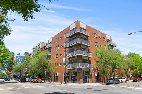 Photo of 6 N May Street #403, Chicago, IL 60607 (MLS # 12457531)