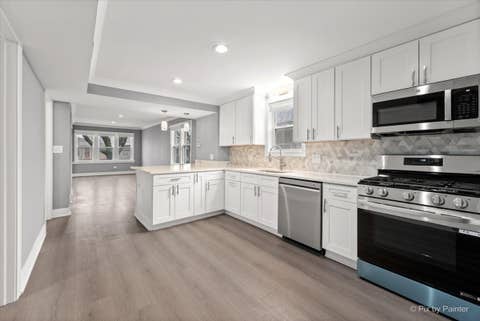 Tiny photo for 5252 N Mulligan Avenue, Chicago, IL 60630 (MLS # 12698849)