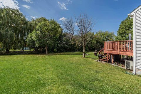 Tiny photo for 131 S Annandale Drive, Lake In The Hills, IL 60156 (MLS # 12463781)