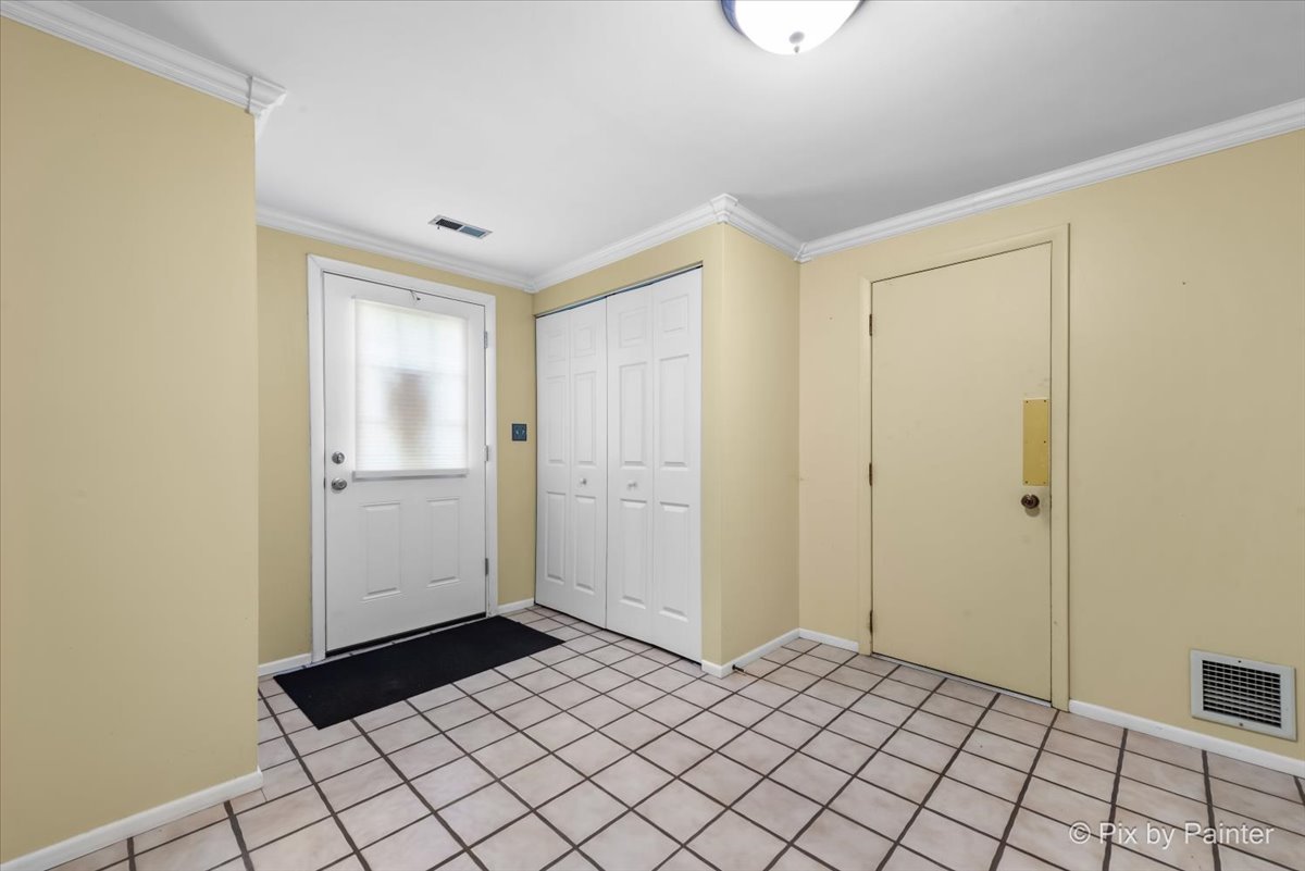 156 Bright Oaks Circle