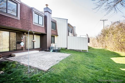 Tiny photo for 14 Westwood Drive, Indian Head Park, IL 60525 (MLS # 12469024)