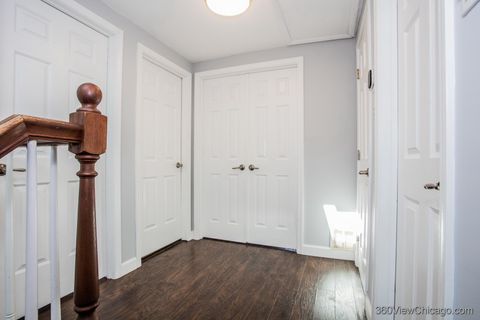 Tiny photo for 14 Westwood Drive, Indian Head Park, IL 60525 (MLS # 12469024)