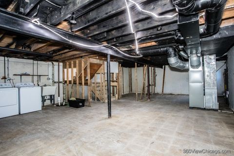 Tiny photo for 14 Westwood Drive, Indian Head Park, IL 60525 (MLS # 12469024)