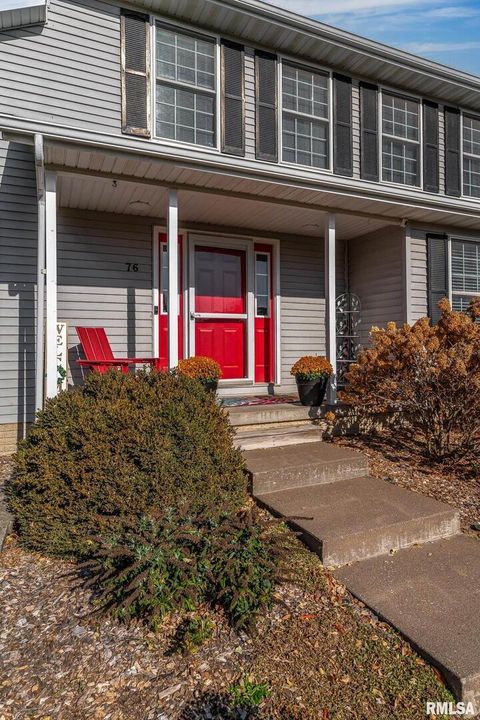 Tiny photo for 76 Parkview Dr Drive, Eldridge, IA 52748 (MLS # QC4269410)