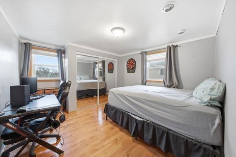 Tiny photo for 5749 S Nordica Avenue, Chicago, IL 60638 (MLS # 12565909)