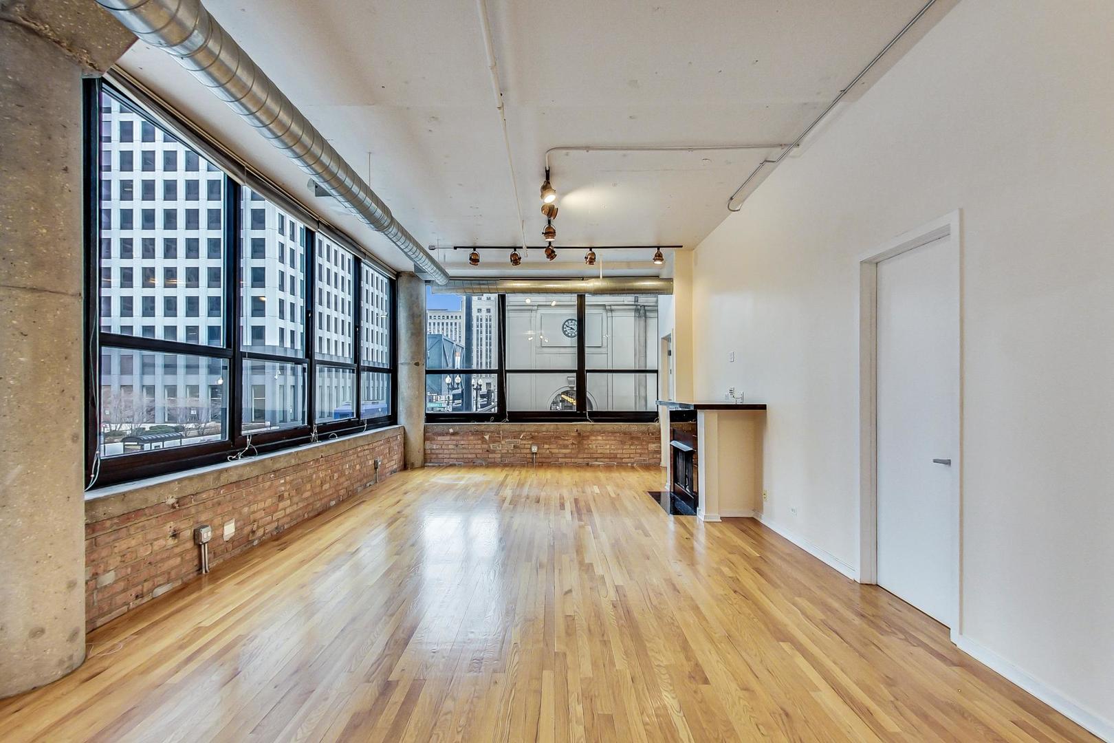 130 S Canal Street 218