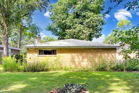 Tiny photo for 3905 Sugar Loaf Lane, Skokie, IL 60076 (MLS # 12743073)
