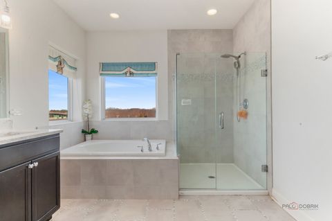 Tiny photo for 1442 Somerset Place, Barrington, IL 60010 (MLS # 12612534)