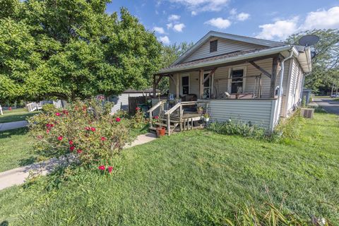 Tiny photo for 806 Woods Avenue, Joliet, IL 60436 (MLS # 12453299)