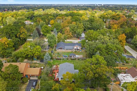 Tiny photo for 4124 Russell Avenue, Gurnee, IL 60031 (MLS # 12496123)