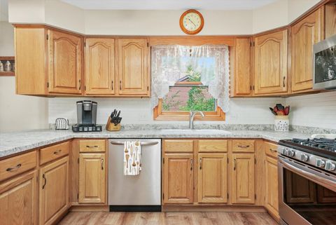 Tiny photo for 4124 Russell Avenue, Gurnee, IL 60031 (MLS # 12496123)