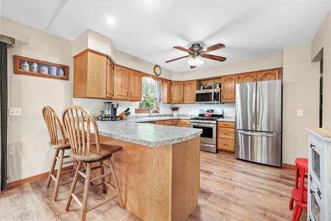 Tiny photo for 4124 Russell Avenue, Gurnee, IL 60031 (MLS # 12496123)