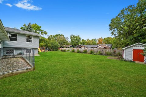 Tiny photo for 4124 Russell Avenue, Gurnee, IL 60031 (MLS # 12496123)